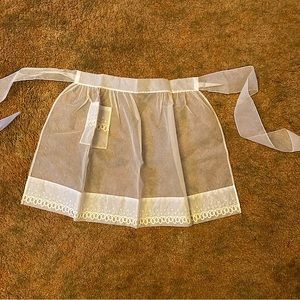 Vintage Lace & Sheer Chiffon Fancy Half Apron NWOT with Starch June Cleaver Vibe